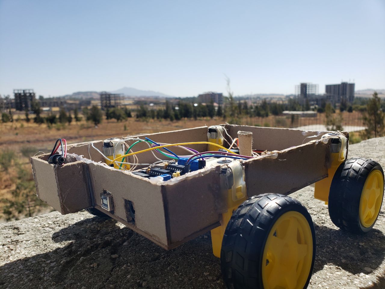 Programming workshop with Arduino robot
